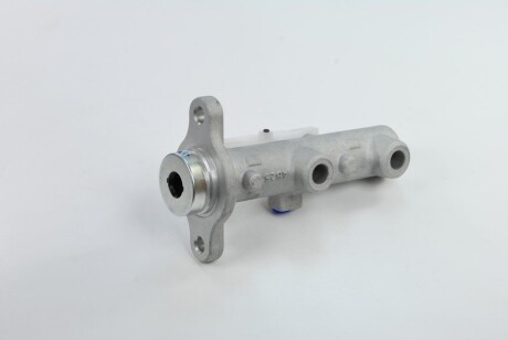 Фото 2 - Главный тормозной цилиндр ABE C95010ABE