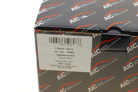 Фото 10 - Вентилятор пічки AIC 50608