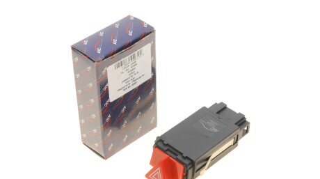 Кнопка аварійної сигналізації Audi A4 94-02 - ((8D0941509H)) AIC 51939
