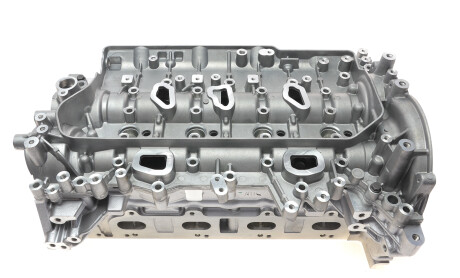 Фото 7 - Головка блоку циліндрів (ГБЦ) AMC 908325