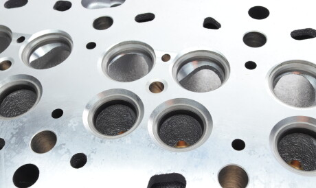 Фото 2 - Головка блоку циліндрів (ГБЦ) AMC 908334