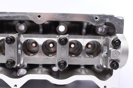 Фото 3 - Головка блоку циліндрів (ГБЦ) AMC 908703
