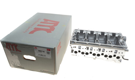 Фото 2 - Головка блоку циліндрів (ГБЦ) AMC 908718