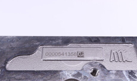 Фото 3 - Головка блока цилиндров (ГБЦ) AMC 908739