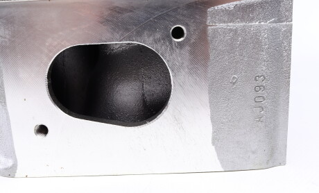 Фото 7 - Головка блоку циліндрів (ГБЦ) AMC 908810