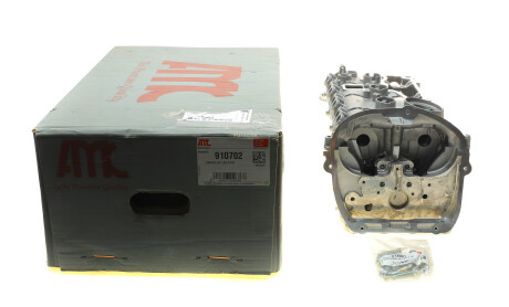 Голівка циліндра AUDI A3, A4 B8, A5, Q3, TT MAZDA E SEAT ALHAMBRA, ALTEA, ALTEA XL, EXEO, EXEO ST, LEON, TOLEDO III SKODA OCTAVIA II, SUPERB II, YETI VW BEETLE, CC B7, EOS 1.8/2.0 10.88-04.24 - AMC 910702
