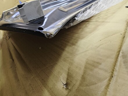 Фото 3 - Автозапчасть AND 30823121REF