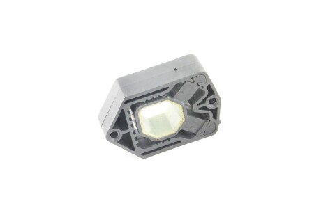 Фото 2 - Автозапчасть AND 51121004