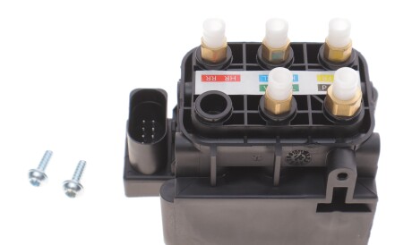 Клапан пневмоподвески MB C-class (W205) 14- - ARNOTT VB-3427