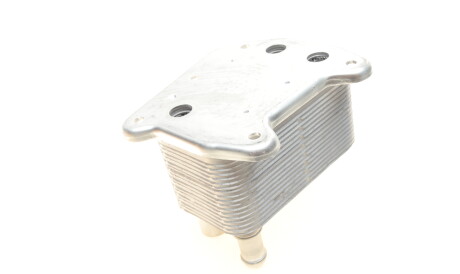 Фото 3 - Масляний радіатор AUTOTECHTEILE 100 1813 (1001813)