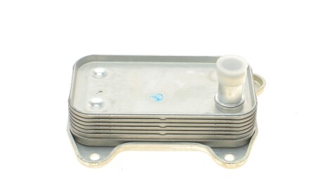 Фото 2 - Масляный радиатор AUTOTECHTEILE 100 1821 (1001821)