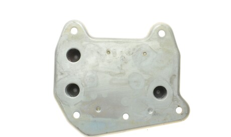 Фото 3 - Масляный радиатор AUTOTECHTEILE 100 1821 (1001821)