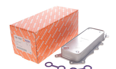 Фото 2 - Масляний радіатор AUTOTECHTEILE 100 1822 (1001822)