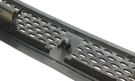 Фото 3 - Решітка радіатора AUTOTECHTEILE 100 8303 (1008303)