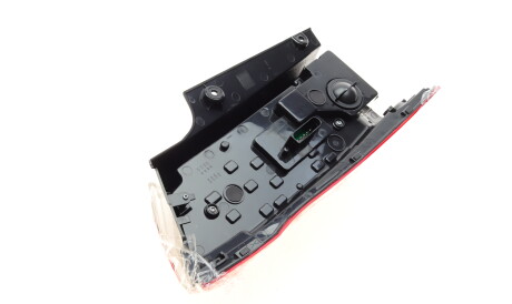 Фото 2 - Задний фонарь AUTOTECHTEILE 110 8211 (1108211)