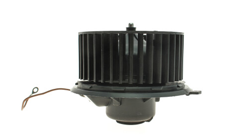 Фото 2 - Вентилятор печки AUTOTECHTEILE 381 9001 (3819001)