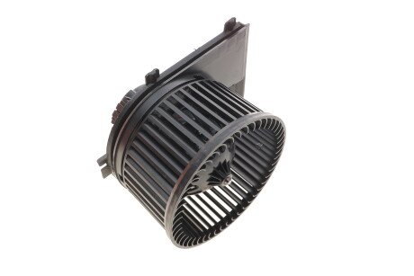 Фото 2 - Вентилятор печки AUTOTECHTEILE 381 9013 (3819013)