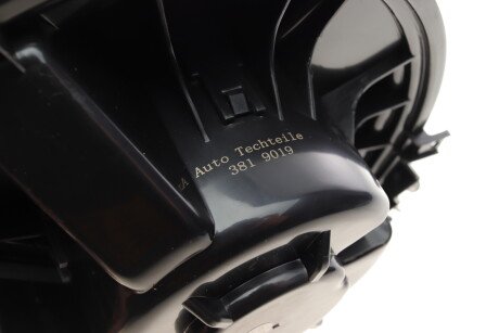 Фото 3 - Вентилятор печки AUTOTECHTEILE 381 9019 (3819019)