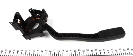 Фото 3 - Подрулевой переключатель AUTOTECHTEILE 395 3017