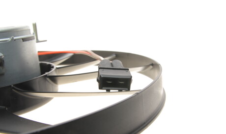 Фото 3 - Вентилятор охлаждения двигателя AUTOTECHTEILE 395 9035 (3959035)