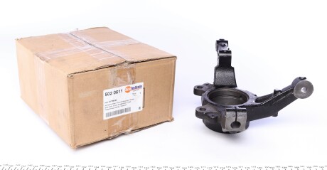 Кулак поворотный (цапфа), r - AUTOTECHTEILE 502 0611