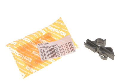 Кліпса кріплення полиці багажника Fiat Doblo 00-/Punto 05- (L) - AUTOTECHTEILE 505 1696