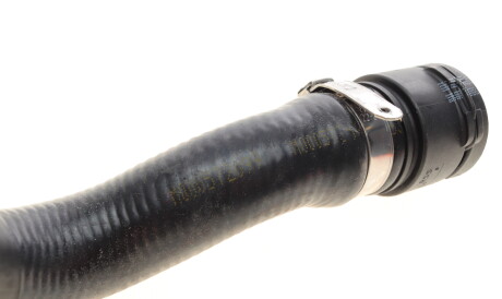 Фото 3 - Патрубок системы охлаждения AUTOTECHTEILE 508 0221 (5080221)