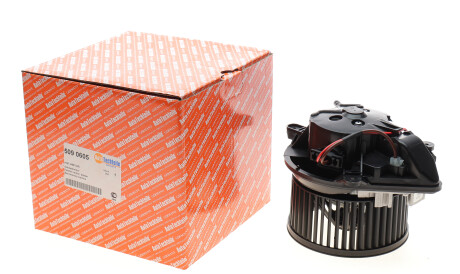 Фото 2 - Вентилятор печки AUTOTECHTEILE 509 0605 (5090605)