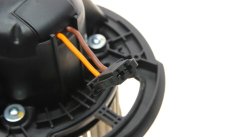 Фото 2 - Вентилятор пічки AUTOTECHTEILE 700 6404 (7006404)