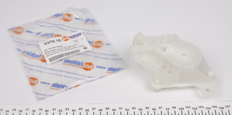 Кришка ролика склопідіймача VW T5 03- (R) - AUTOTECHTEILE 8370.16