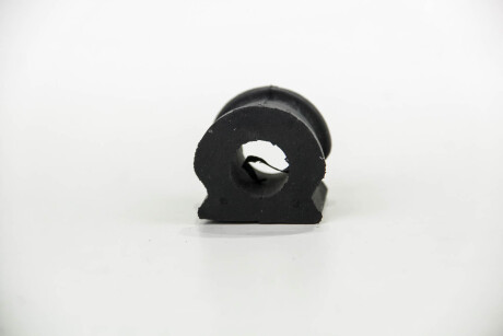 Фото 2 - Сайлентблок рычага BGA BU0108