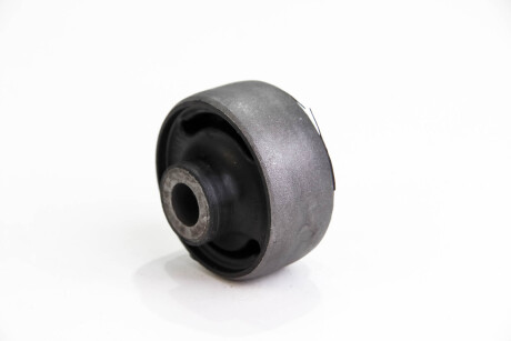 Фото 2 - Сайлентблок рычага BGA BU8101