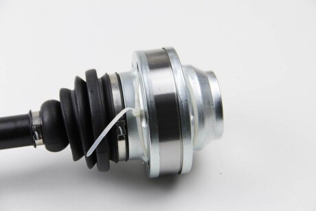 Фото 2 - Напіввісь BGA DS5602A