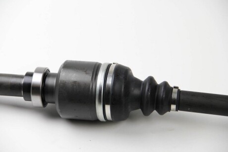 Фото 5 - Напіввісь BGA DS6707RA