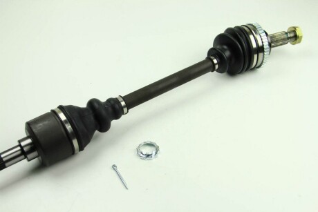 Фото 3 - Напіввісь BGA DS6713L