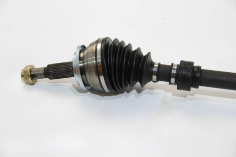 Фото 2 - Напіввісь BGA DS7613R