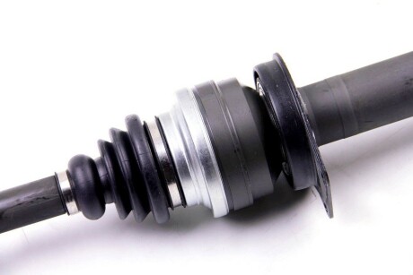 Фото 2 - Напіввісь BGA DS9642R