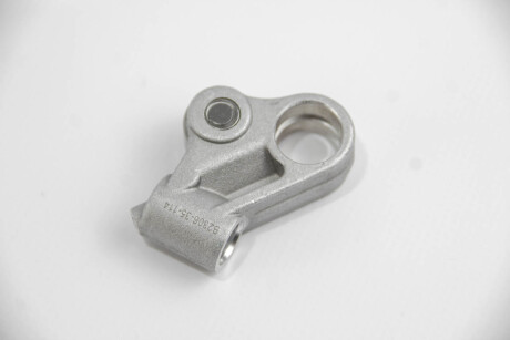 Коромисло Mercedes Benz A140 A160 97-04/A190 99-04/A210 02-04 1.4-2.1 - BGA RA5600