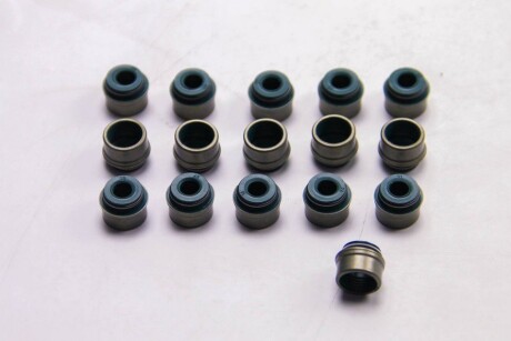 Фото 2 - Сальники клапанів BGA VK4377