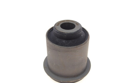 Фото 4 - Сайлентблок важеля BLUE PRINT ADC48077