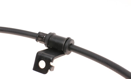 Фото 4 - Трос ручного тормоза BLUE PRINT ADG046221