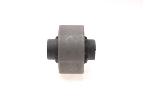 Фото 3 - Сайлентблок важеля BLUE PRINT ADH28079