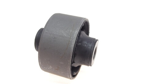 Фото 3 - Сайлентблок рычага BLUE PRINT ADH28097