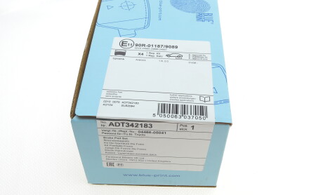 Фото 8 - Гальмівні колодки BLUE PRINT ADT342183