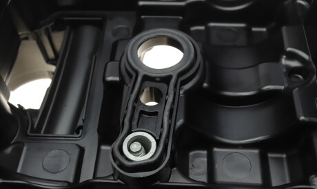 Фото 2 - Автозапчасть BMW 11128589941