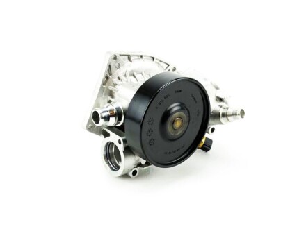 Помпа водяна N63 - BMW 11517548263