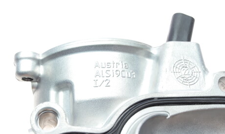 Фото 3 - Автозапчастина BMW 11518642290