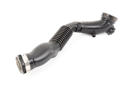 Патрубок інтеркулера N55 - BMW 13717604033