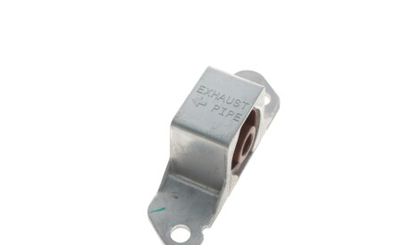 Фото 3 - Автозапчастина BMW 18307633093