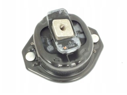 Опора двигуна R M57 - BMW 22116770796